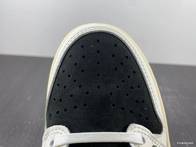 Olive Air Low WMNS 1 Jordan OG x Scott Travis DZ4137-106 0821